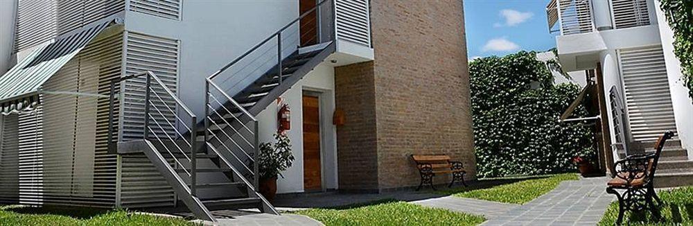 Nuna Ayni Apartments Alta Gracia Esterno foto